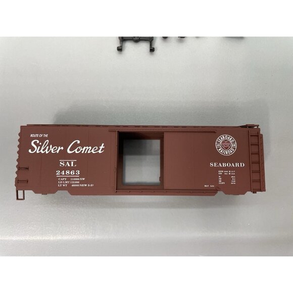 Vintage HO Branchline Seaboard SAL Silver Comet 40’ Boxcar 24863 Train Car Kit - Picture 4 of 16